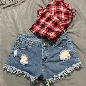 Frayed Shorts size XL (worn once)